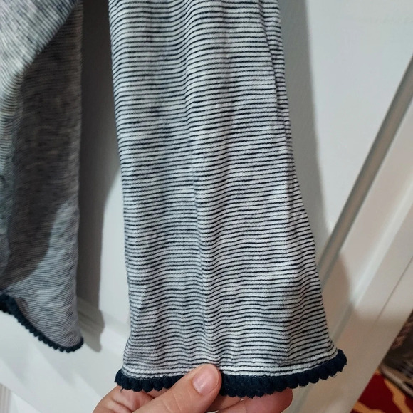 Talbots Woman Navy Blue & White Striped Scoop Neck Blouse in Size 2X - Picture 10 of 12